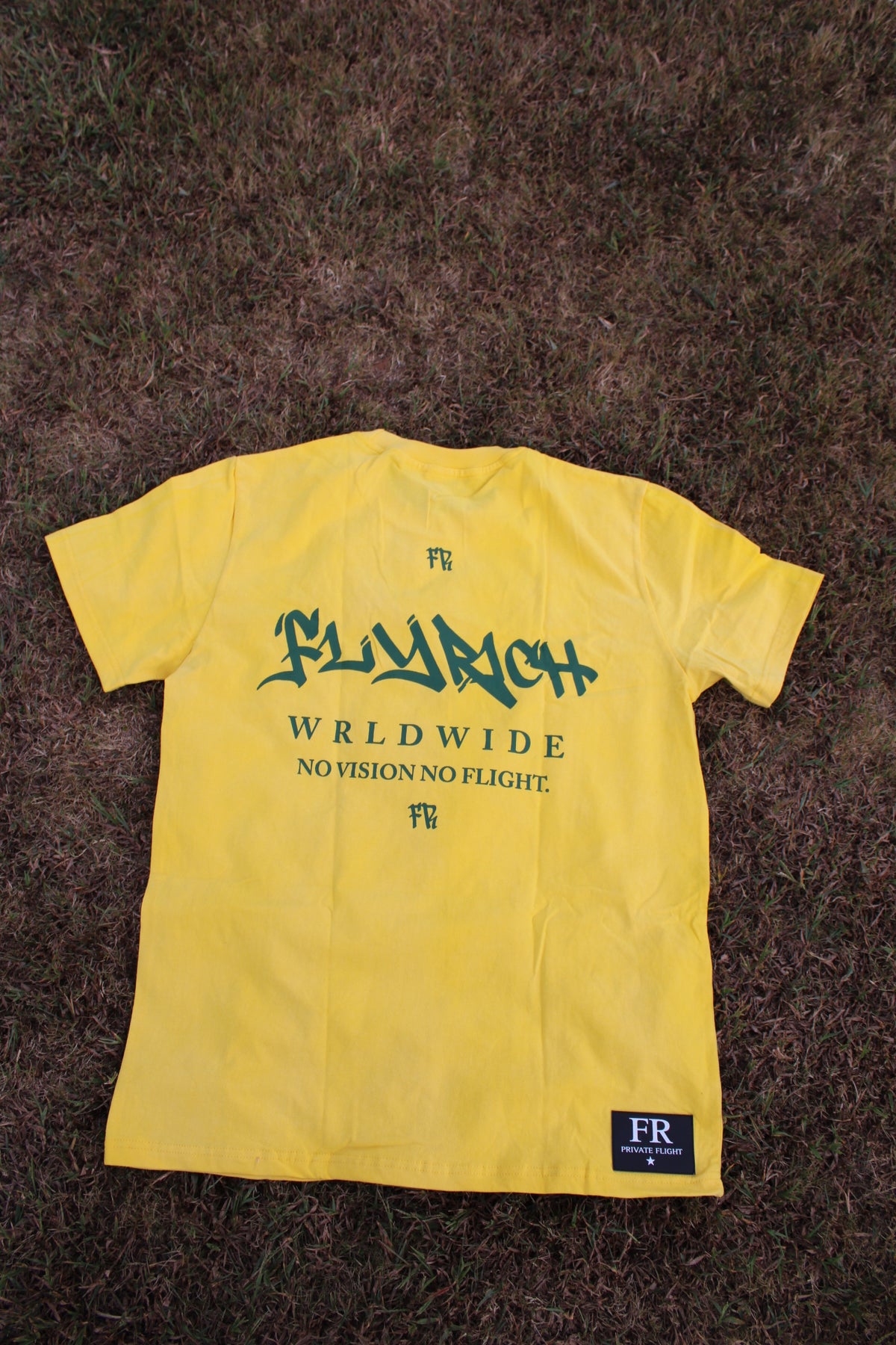 FLYRICH PRIVATE FLIGHT GRAPHIC TEE