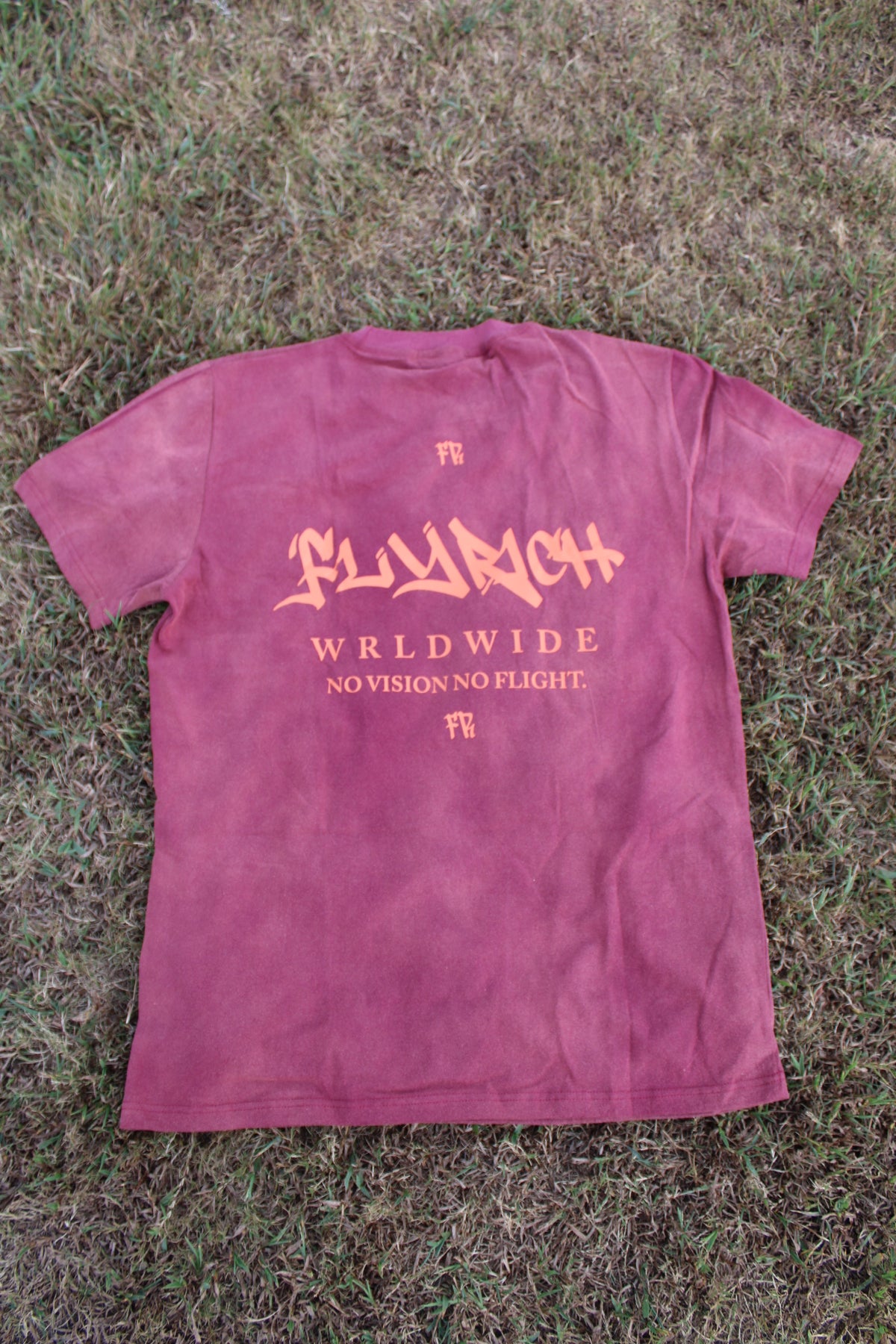 FLYRICH PRIVATE FLIGHT GRAPHIC TEE