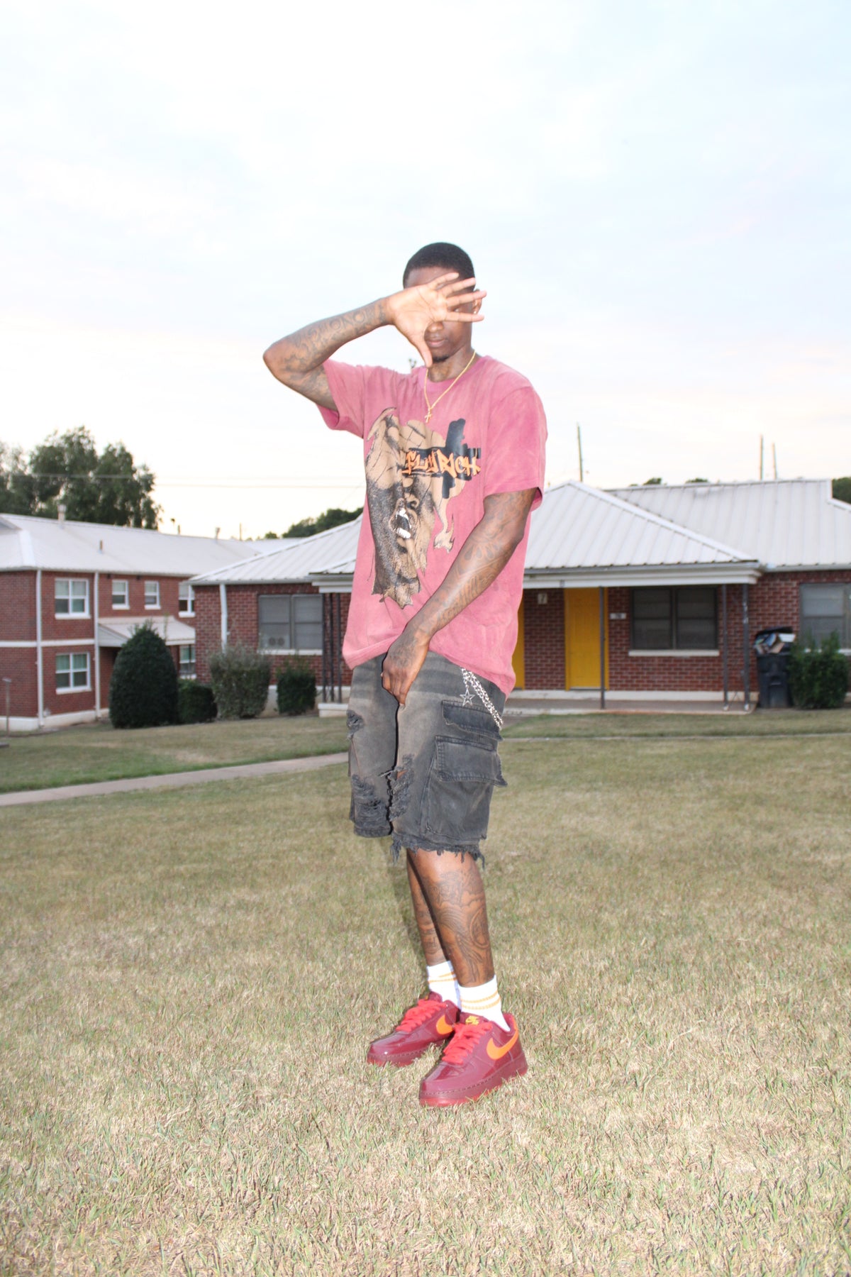 FLYRICH PRIVATE FLIGHT GRAPHIC TEE